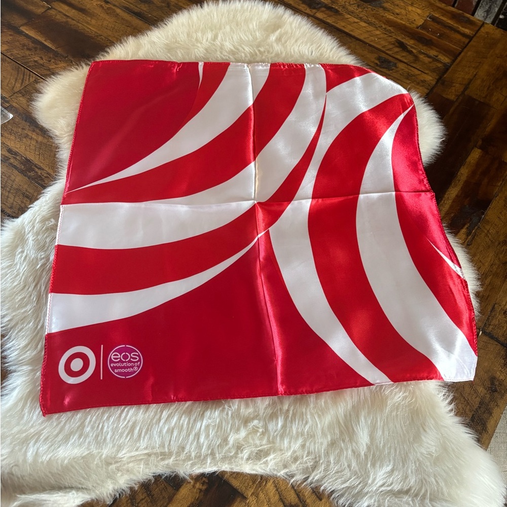 eos Red and White Swirl Scarf